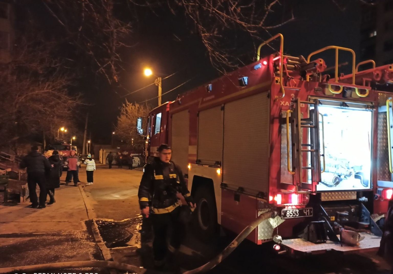В Харькове в лифте горевшей многоэтажки обнаружено тело неизвестной женщины (фото)