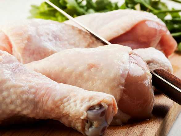 В Харькове обнаружили опасное мясо птицы