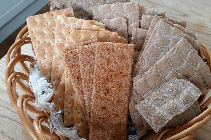 В магазины Харькова могли попасть ядовитые хлебцы с кунжутом