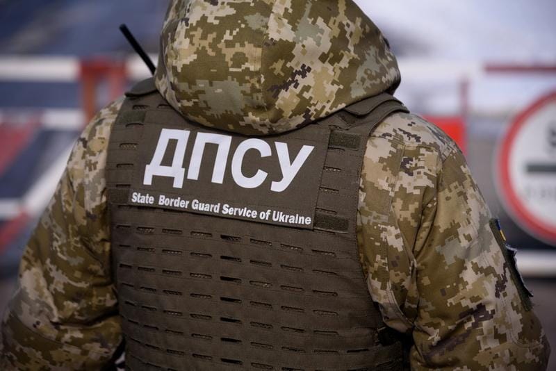 Два года был в розыске: пограничники поймали подозреваемого на Харьковщине