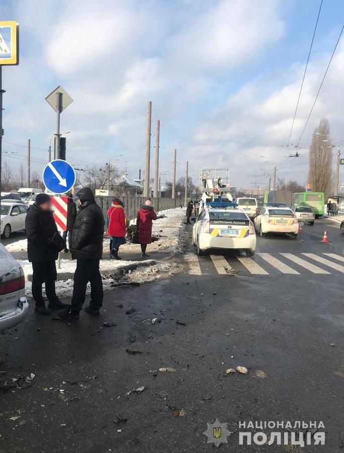 Погибшая в аварии на Гагарина женщина работала в METRO  и регулярно переходила дорогу в этом месте (фото, видео)