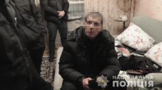 В Харькове рецидивист три раза обворовал одну квартиру (фото, видео)