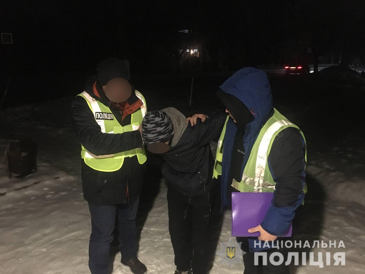 Полиция задержала грабителя, который с ножом нападал на женщин