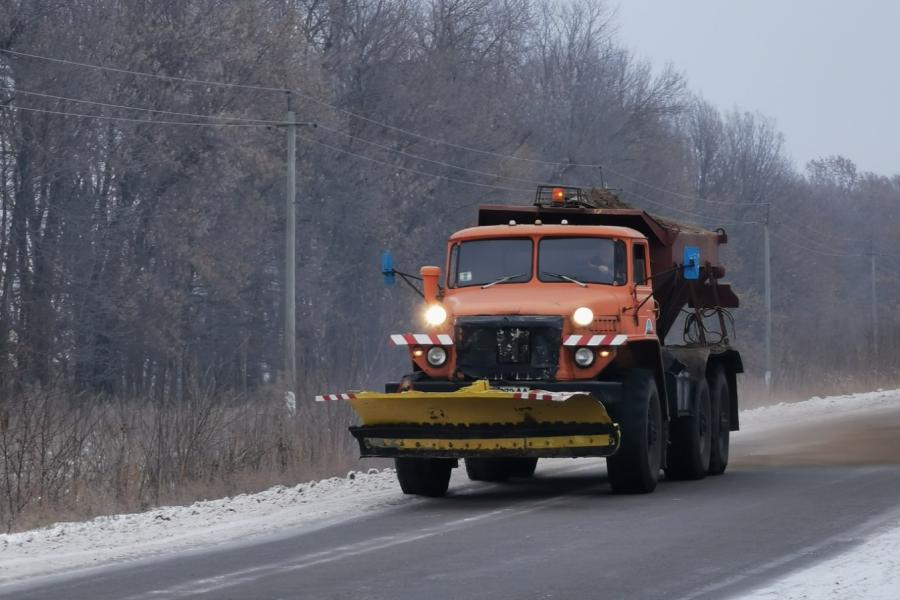 Ситуация на дорогах Харьковщины: слабый туман, местами гололедица