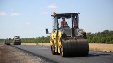 Харьковщина  согласовала перечень местных дорог, которые будут ремонтировать в 2021-м
