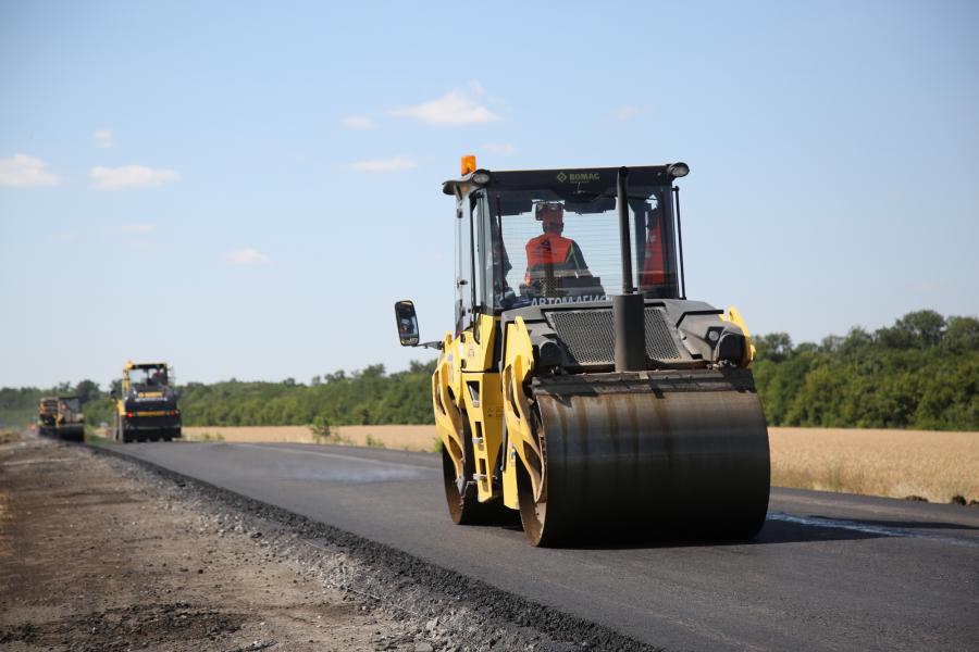 Харьковщина  согласовала перечень местных дорог, которые будут ремонтировать в 2021-м