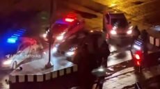 В Харькове водитель BMW въехал в «островок безопасности» (видео, фото)