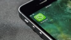 После блокировки Трампа и смены политики WhatsApp правительства пытаются ограничить влияние глобальных соцсетей