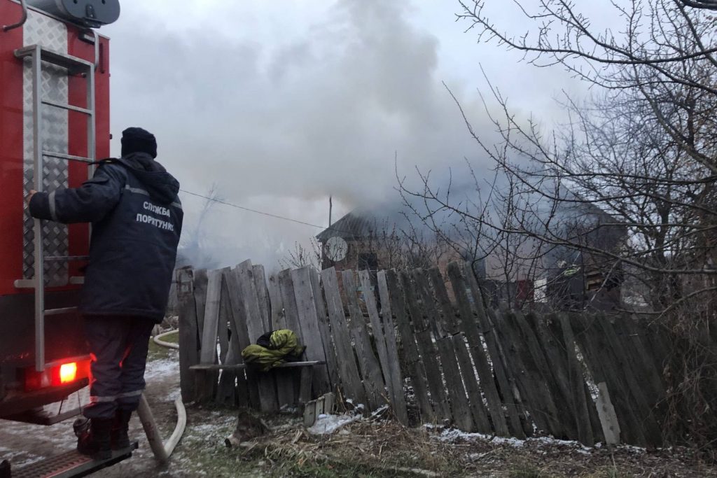 На Харьковщине из-за неисправных печей горят дома (фото)