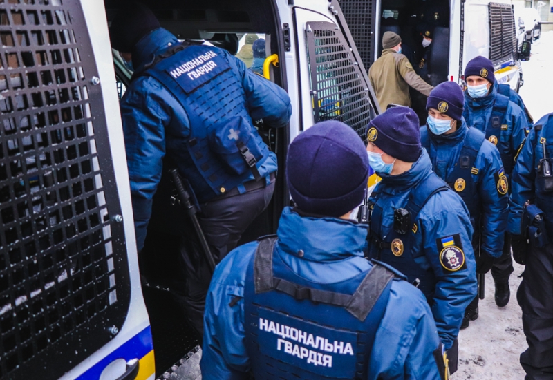 Нацгвардейцы патрулируют Харьков на новом спецтранспорте (фото)