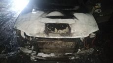 Под Харьковом во время движения загорелся Volkswagen (фото)