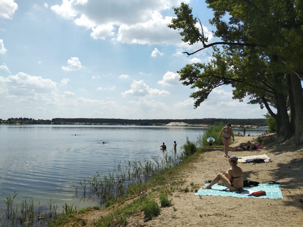Харьковчане просят власти обустроить озеро «Карьер»