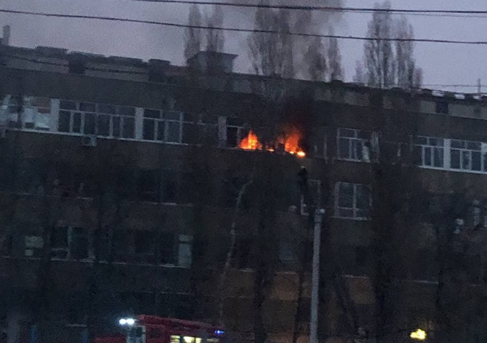 В Харькове горел швейный цех