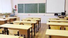 Присвоила деньги родителей школьников: в Харькове осудили экс-учительницу