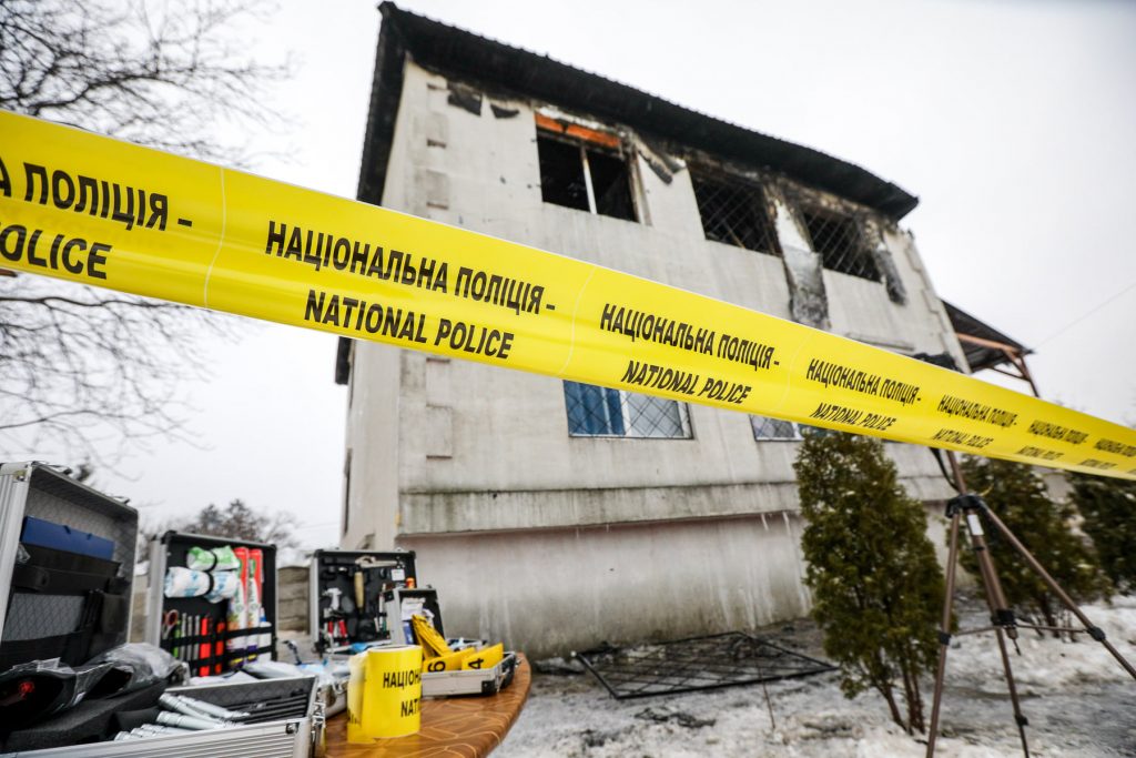 В сгоревшем пансионате в Харькове скончались 9 женщин и 6 мужчин