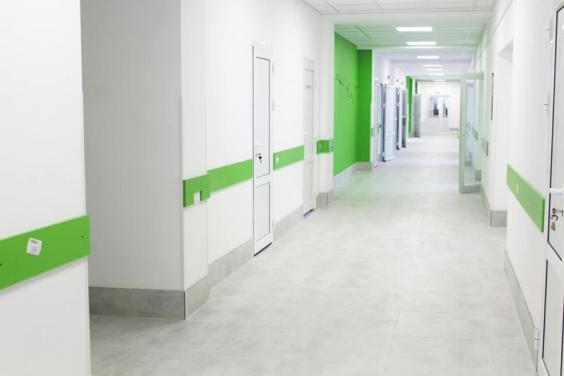 В Харьковской областной детской больнице №1 отремонтировали два отделения (фото)