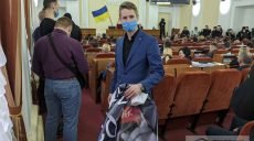 Причины драки в Харьковском горсовете: «шариевцам» не дали развернуть баннер в защиту своего лидера (фото, видео)