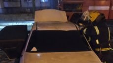 В Харькове сгорел Mercedes (фото)