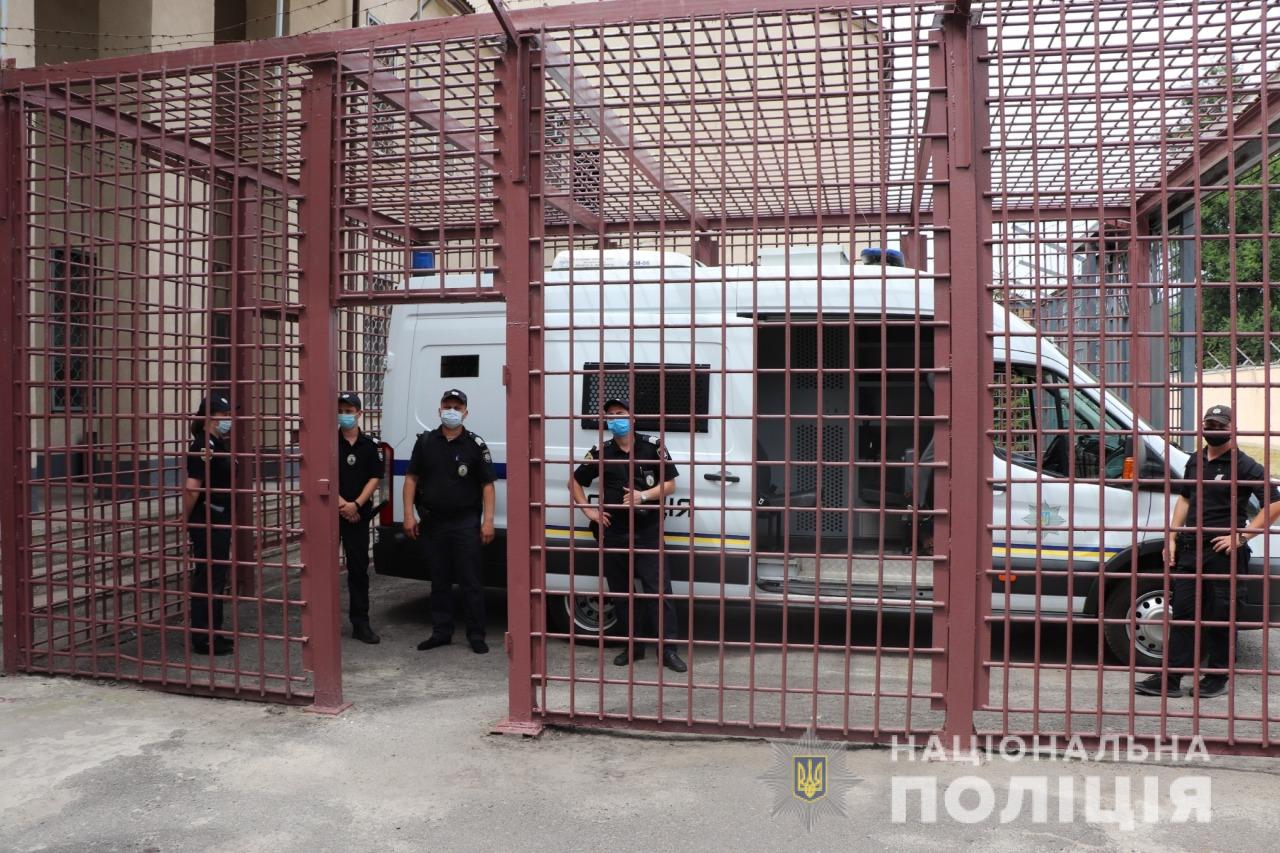 В Харькове задержанный оговорил полицейского — глава Нацполиции Украины