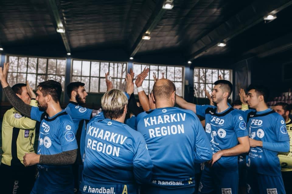 Харьковская гандбольная команда снялась с чемпионата (фото)