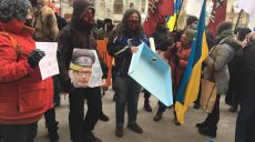 Горсовет «осадили» митингующие: харьковчане вышли против Жукова и «коксохима»