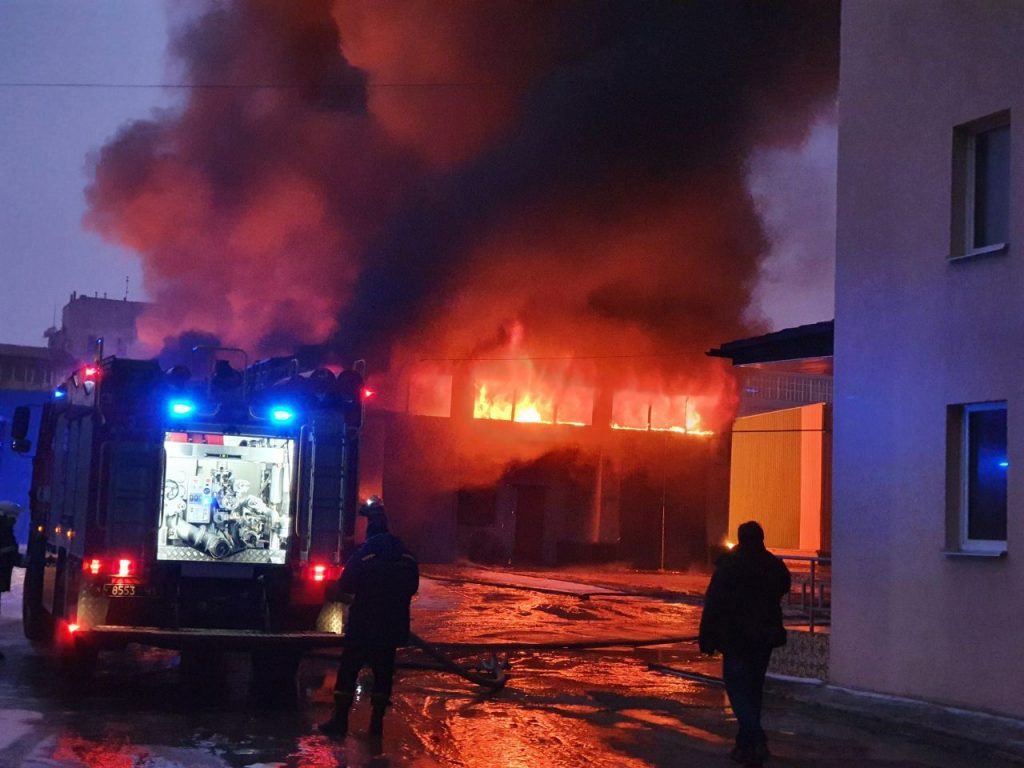 Масштабный пожар на Харьковщине ликвидировали 13 часов (фоторепортаж)