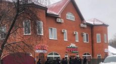 По улице Чкалова перекрыта дорога: работают сотрудники СБУ (видео, фото)