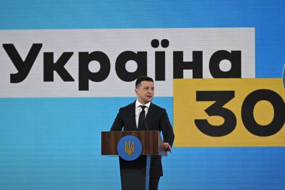 Зеленский готов сделать прививку от коронавируса в прямом эфире