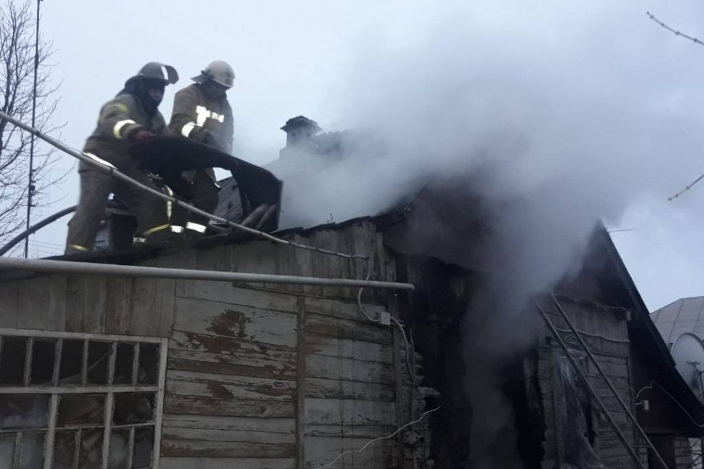 Под Харьковом на пожаре погибла женщина (фото)