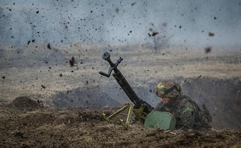 На Донбассе ранили еще одного украинского военного