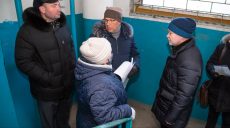 В Харькове продолжают ремонт подъездов: на очереди Павлово Поле и Салтовка