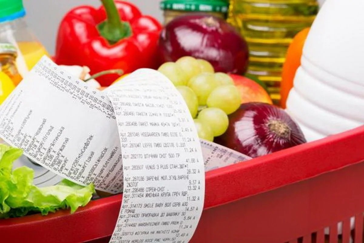 Украинцев пугают цены на продукты. Хлеб, подсолнечное масло и сахар станут еще дороже