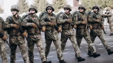 В украинской армии вводят облегченный строевой шаг (фото)