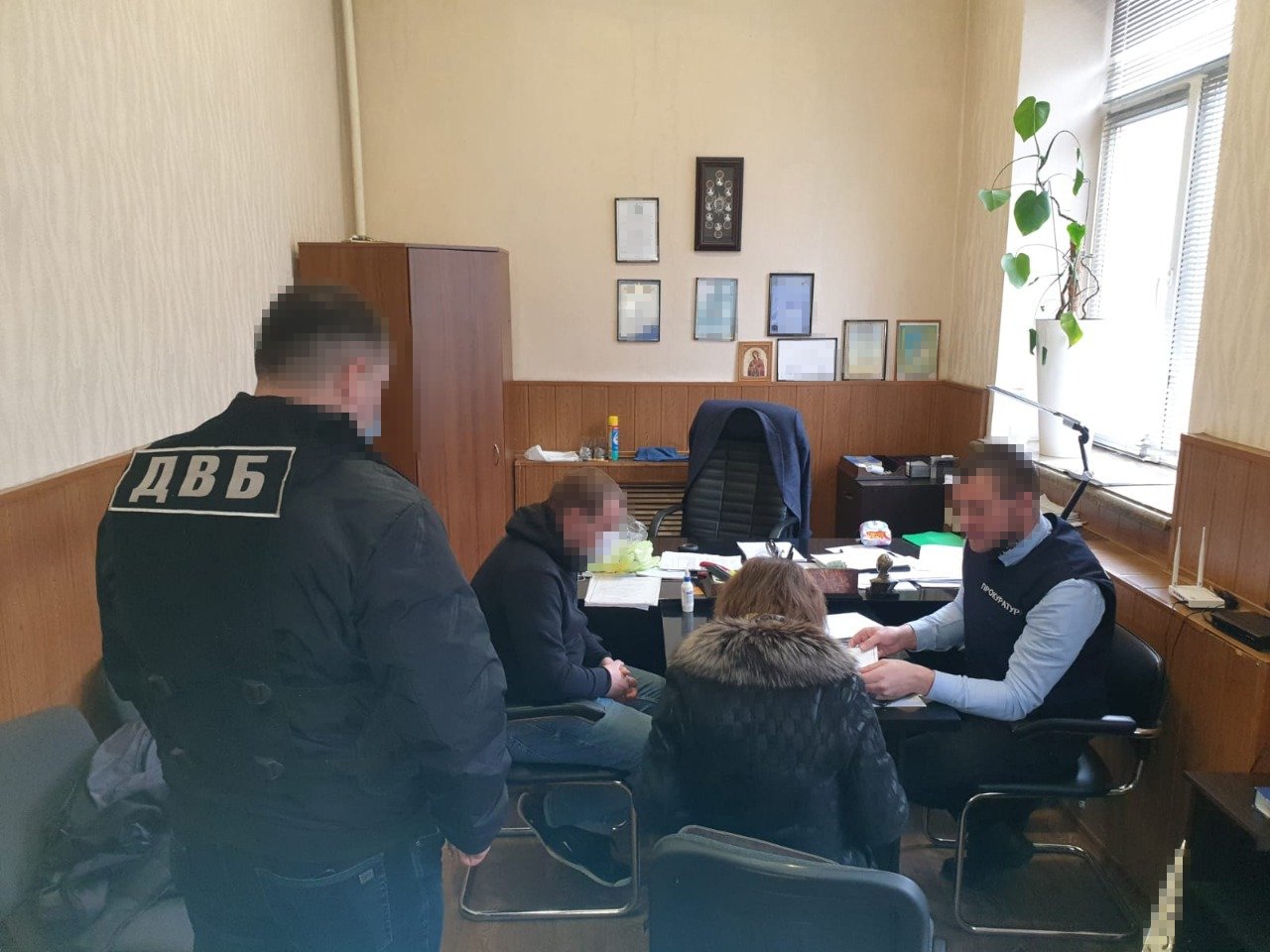 Не расследовали дела, чтобы не портить статистику: двум харьковским полицейским сообщили о подозрении
