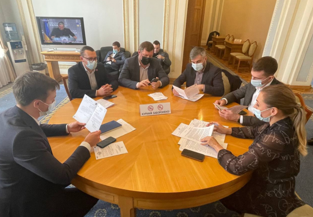 Подкомитет поддержал решение о назначении выборов мэра Харькова на осень 2021 года