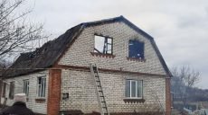 На Харьковщине сгорел большой частный дом (фото)