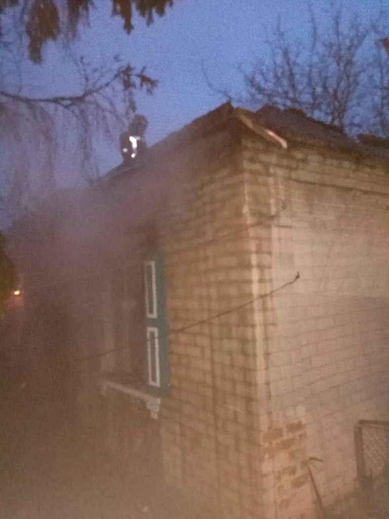В Харькове в сгоревшем доме найдено тело мужчины (фото)