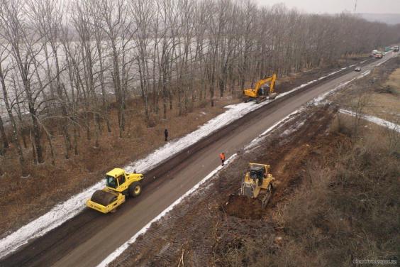 На ремонт местных дорог на Харьковщине направят 1 млрд 4 млн грн
