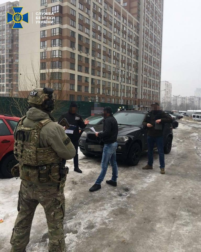 Сотрудник СБУ в составе банды похитил харьковчанина (фото)