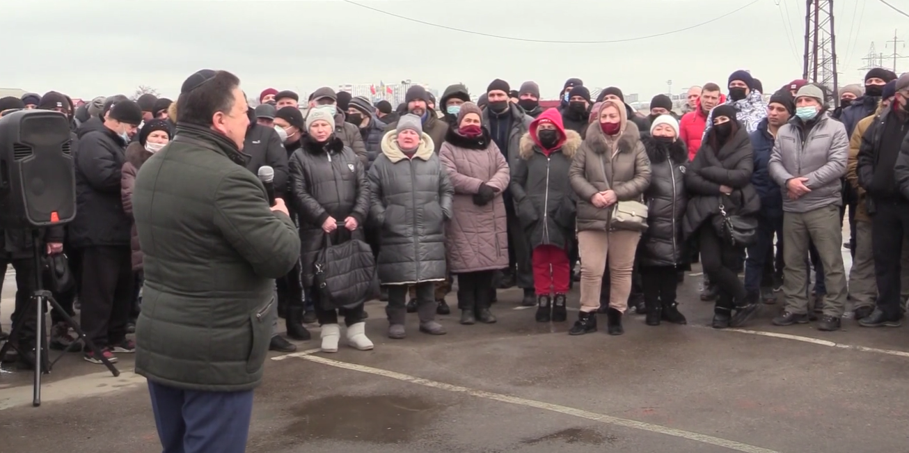 Фельдман заявив, що не пустить рейдерів на «Барабашово» (відео)