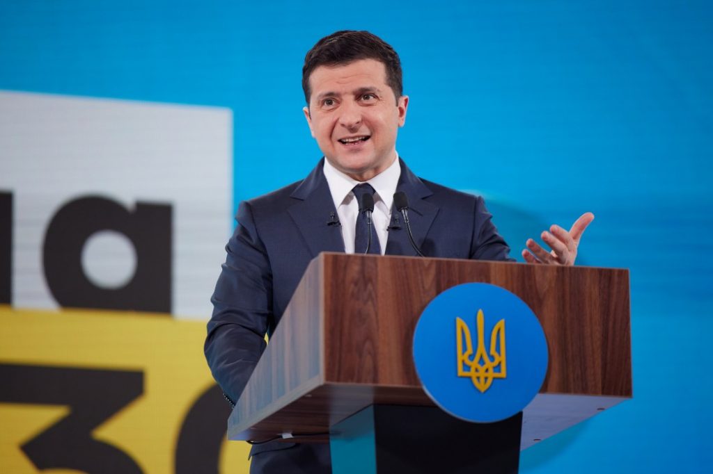 Зеленский рассказал, что должны освещать украинские телеканалы