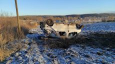 Авария микроавтобуса на Харьковщине: еще одна пассажирка скончалась в больнице (фото)