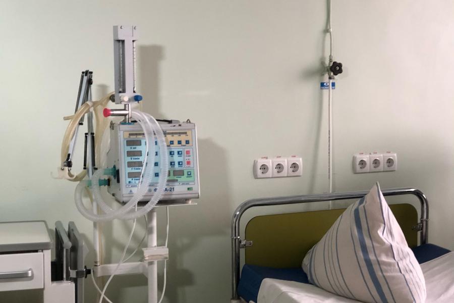 Ж/д больницы Харькова не могут включить все кислородные концентраторы — замминистра