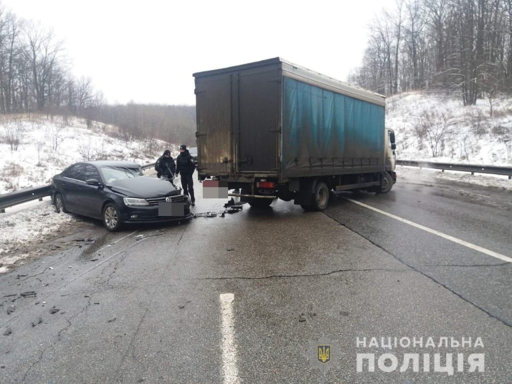 В ДТП на харьковской окружной пострадали дети (фото)