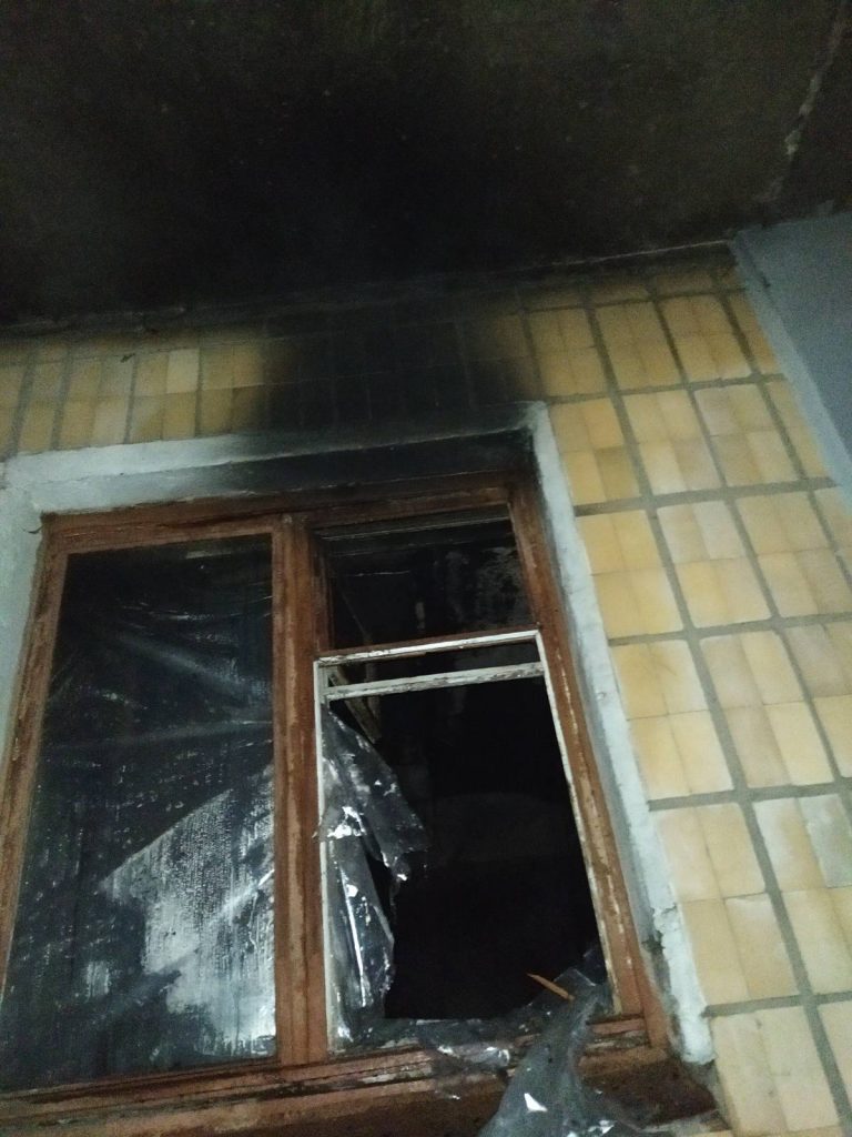 В Красноградском районе во время пожара эвакуированы 6 людей
