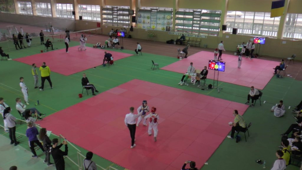 В Харькове стартовала серия турниров по олимпийскому тхэквондо (фото)
