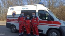 За сутки в харьковскую «скорую» поступает около 400 вызовов, связанных с COVID