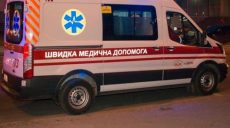 Упала с 3 этажа и умерла в приемном отделении: на Салтовке женщина выпала из окна 9-этажки