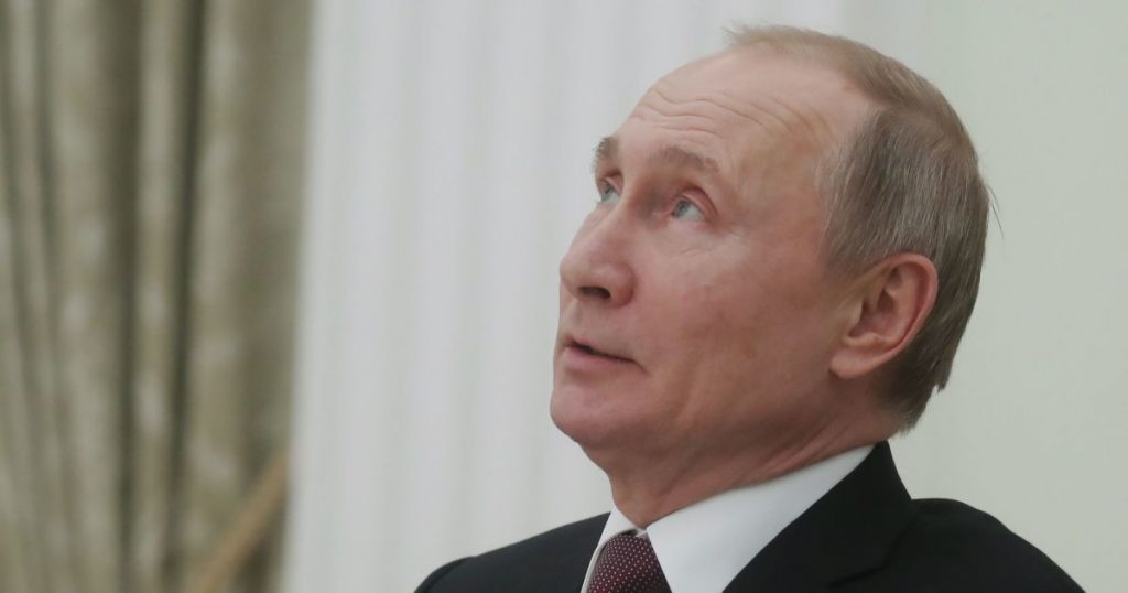 Путин сможет править Россией до 2036 года