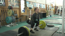 Політики допомогли харківському важкоатлету поїхати на чемпіонат Європи (відео)